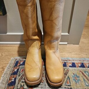 Frye Campus 14L Banana Boot